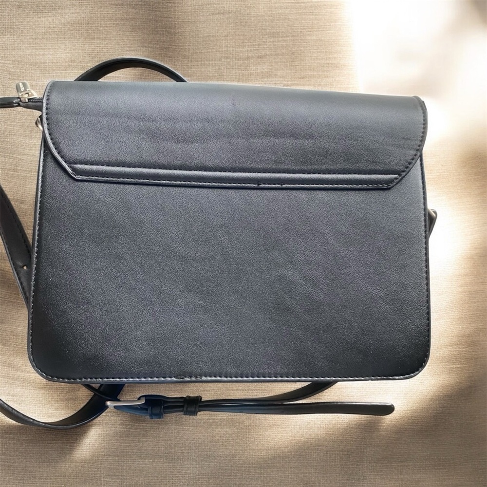 Pixie Mood Crossbody, black leather purse - Picture 2 of 8